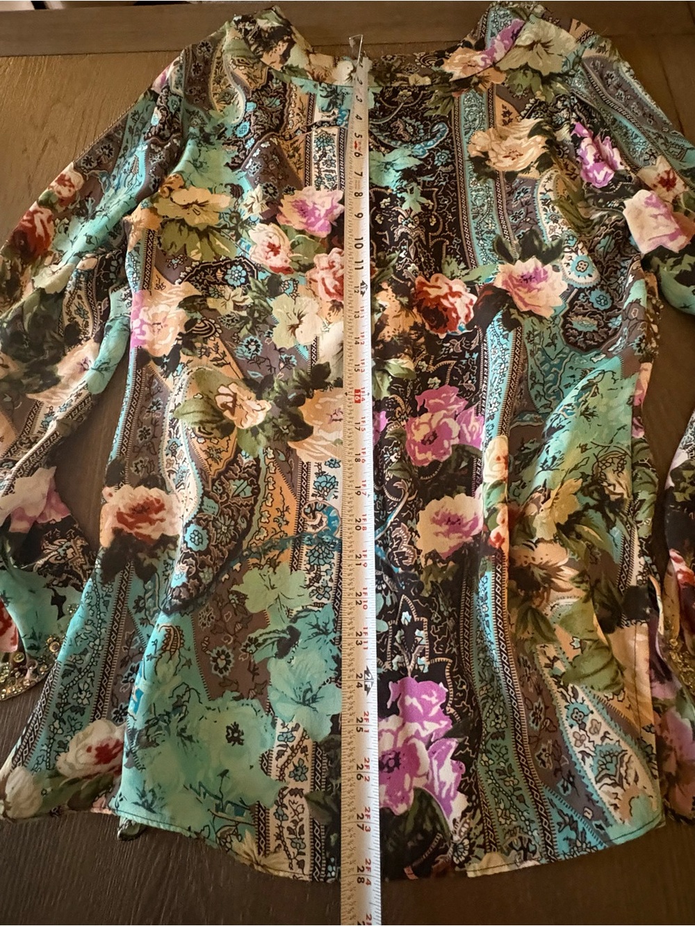 ECI Woman Teal, Black & Pink Floral Print Silk Top - Picture 12 of 16